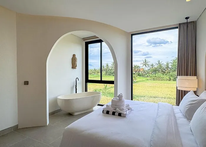 Previere - 3br With Pool And Ricefield View Villa